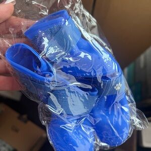 Dog shoes, collars & muzzles